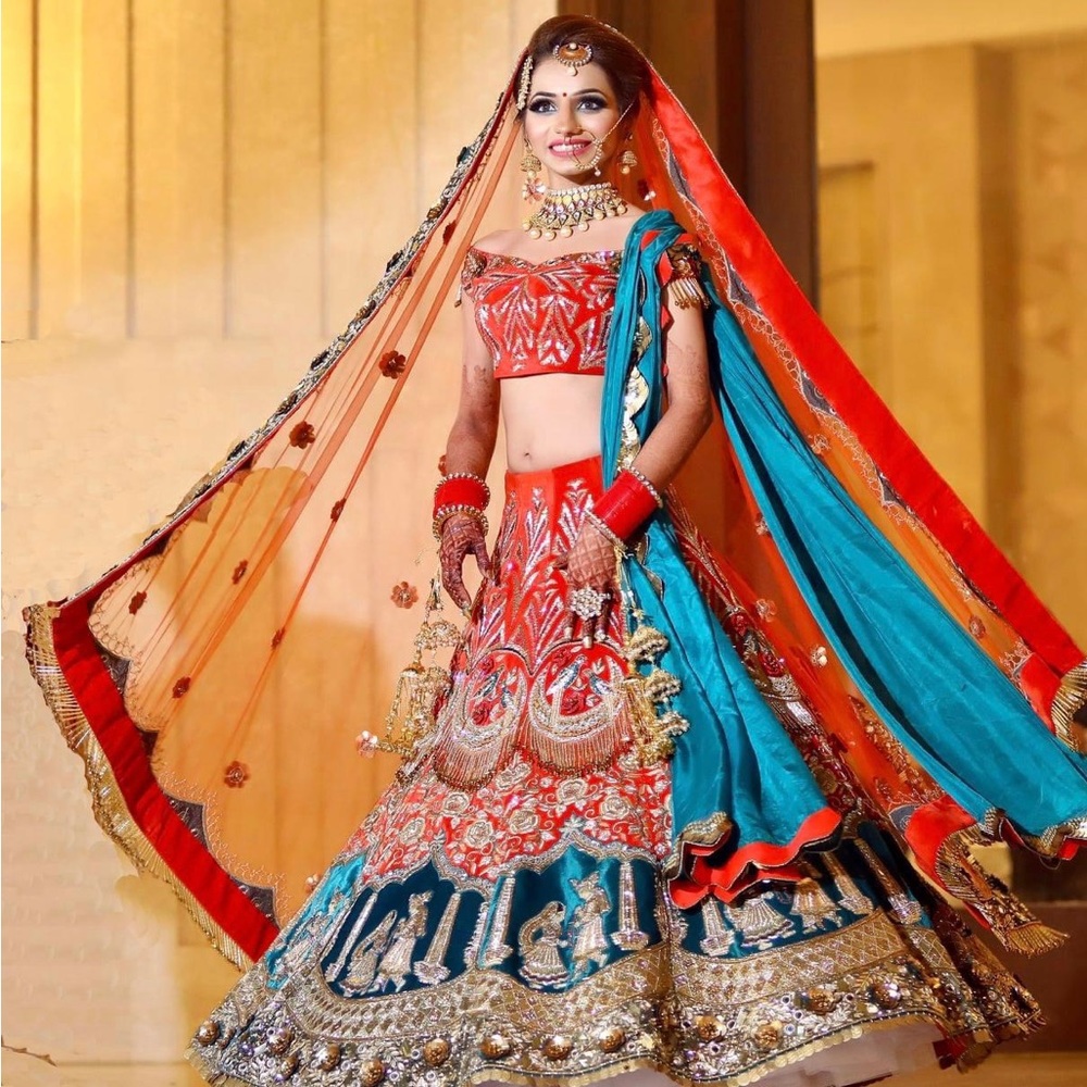 Wedding Lehenga with Couple Motifs